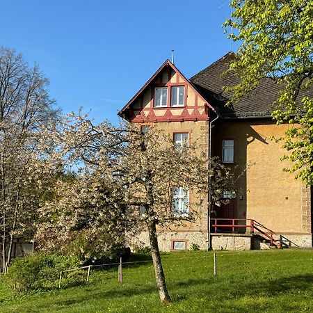 L' Extravagante Im Garten Von Schloss Schmidtheim Екстер'єр фото